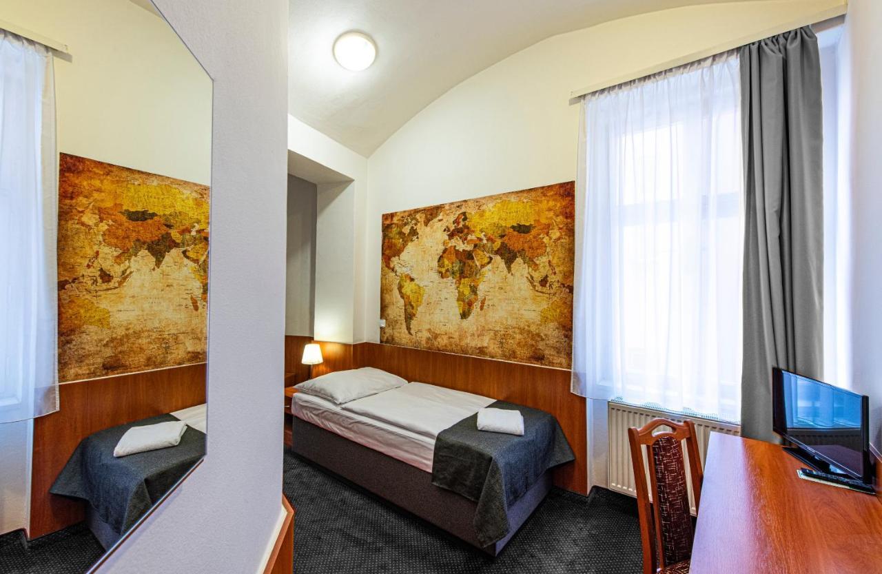 Hotel Zlata Vaha Prague Luaran gambar
