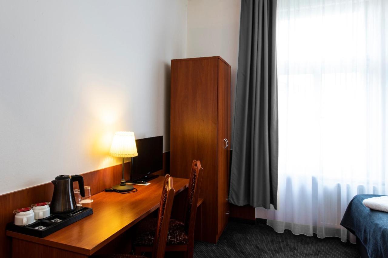 Hotel Zlata Vaha Prague Luaran gambar
