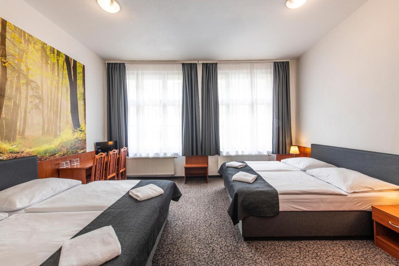 Hotel Zlata Vaha Prague Luaran gambar