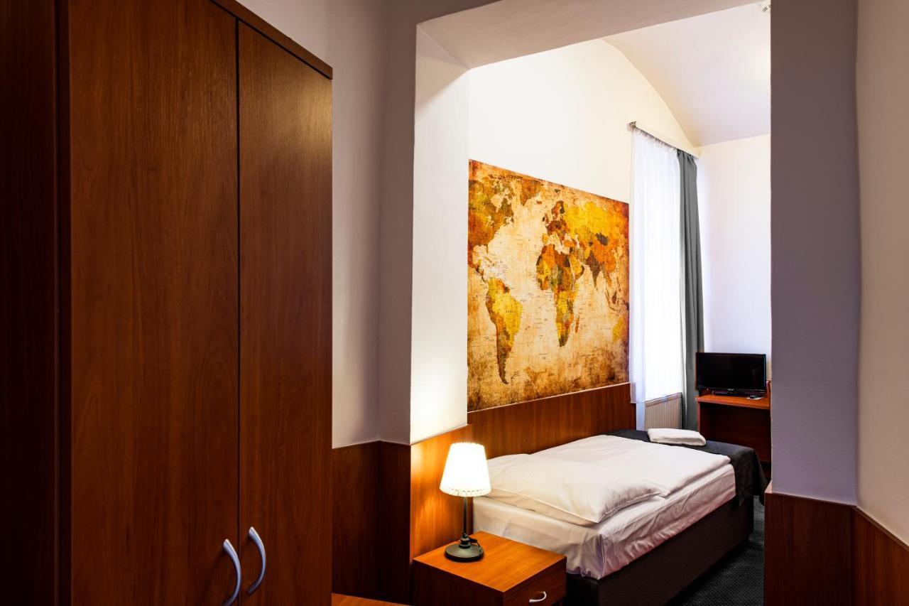 Hotel Zlata Vaha Prague Luaran gambar