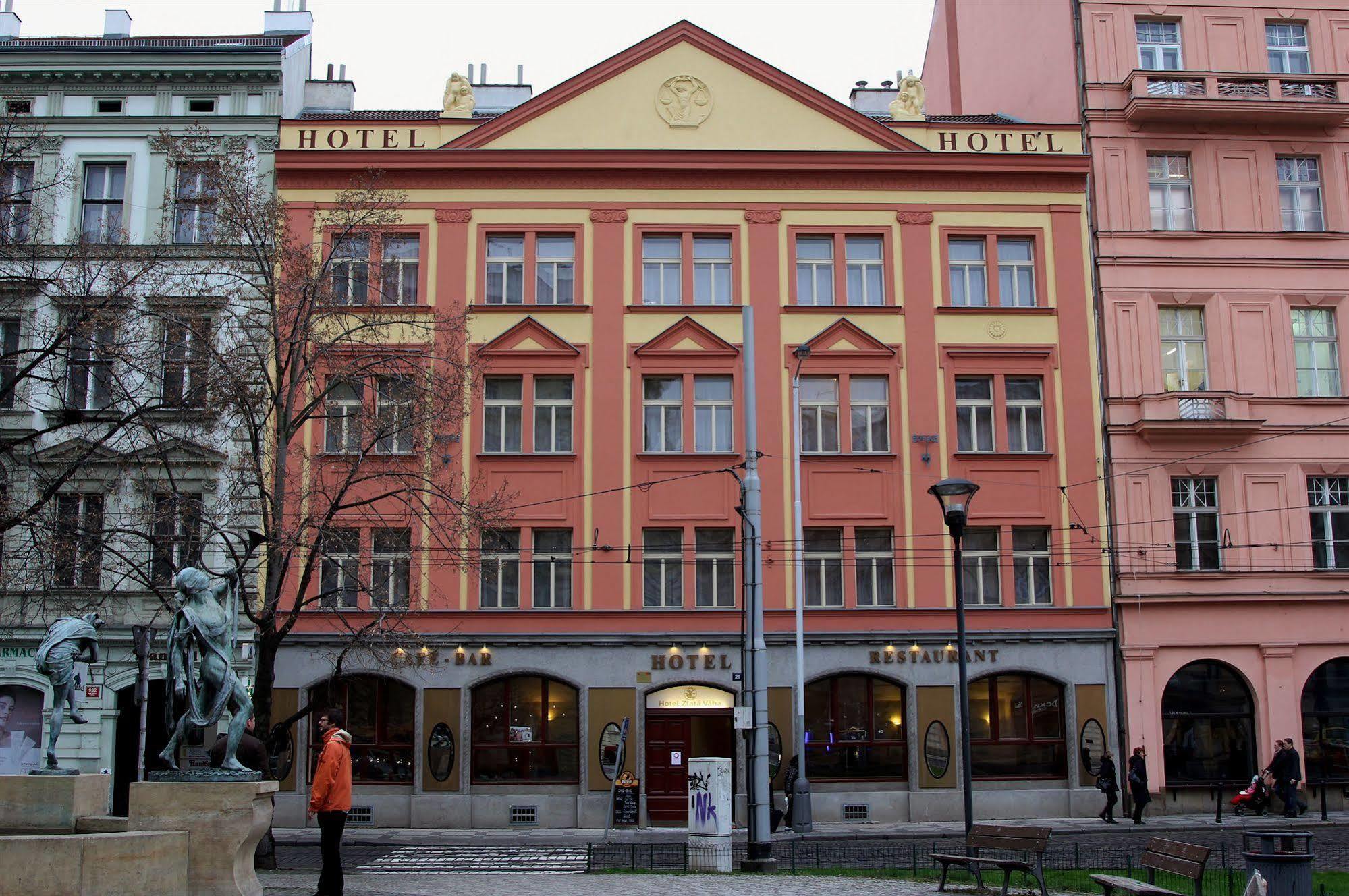 Hotel Zlata Vaha Prague Luaran gambar